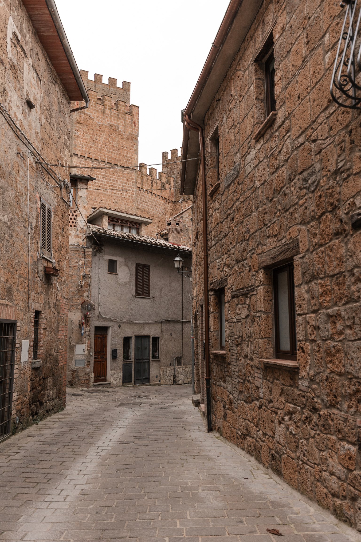 Proceno village street near Giobbs House